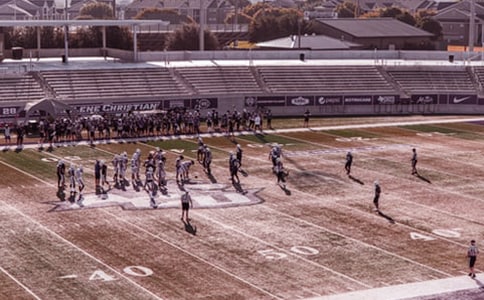 �W(xu��)У�Ĳو�(ch��ng)���ąR��10ƪ