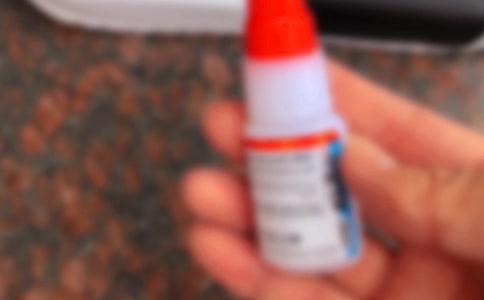 手被502膠水粘住的處理方式