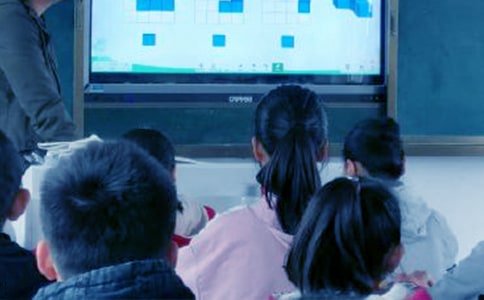 2022�Z�Ľ̌W(xu��)���й���Ӌ�����ģ����x5ƪ��