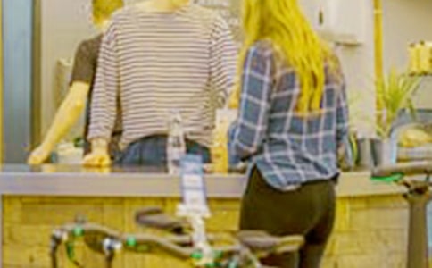 ��ʾ�gӭ���˵ľ��ӣ����x110�䣩