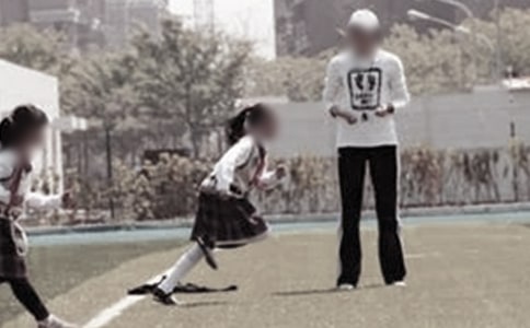 體育教師年度考核評語