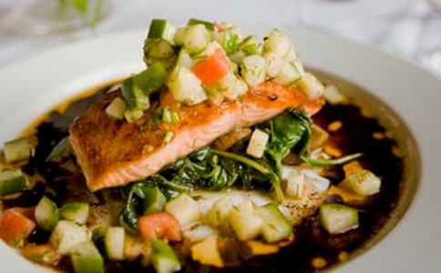 與校長(zhǎng)共進(jìn)午餐作文