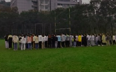 【精】早操遲到檢討書